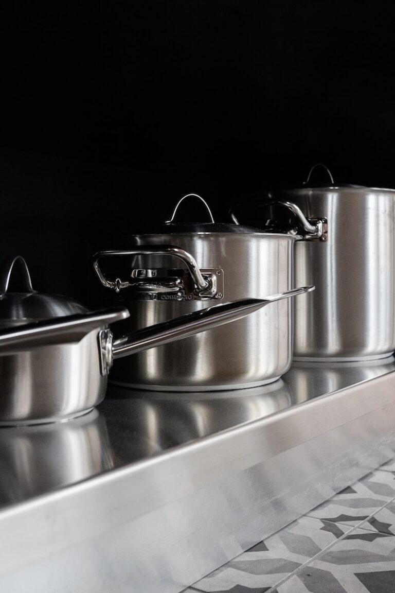 Are Stainless Steel Pans With Aluminum Core Safe?