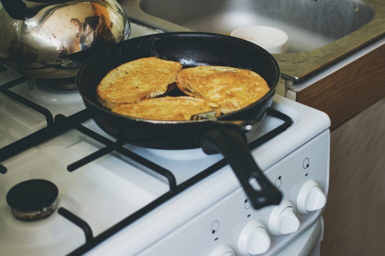 Why Should You Heat A Pan Before Cooking
