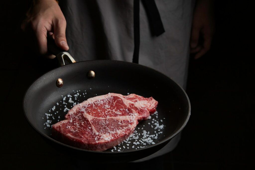 Choosing the Right Pan for Your Steak